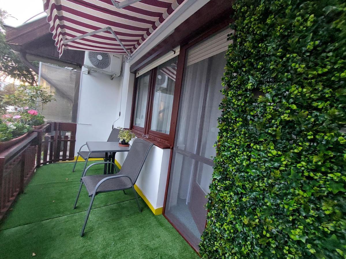 Summer House Emeleti Szoba Дебрецен Екстериор снимка